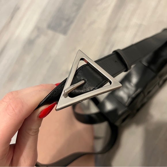 SOLD Brand New Bottega Veneta Cassette Leather Crossbody Bag - Picture 6 of 8